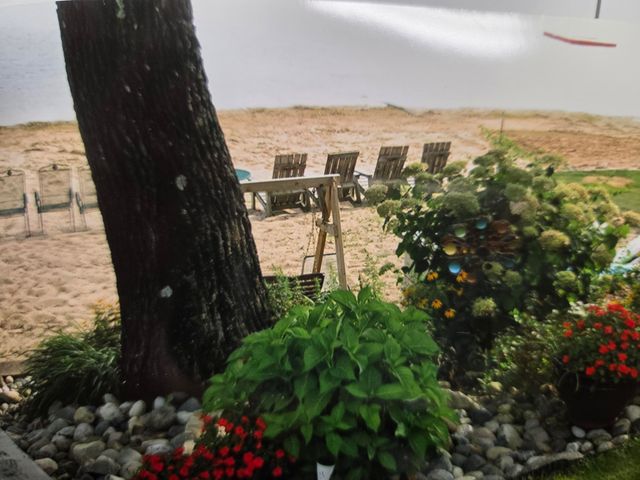 2791 Lakeshore Road, Dalton Twp, MI 49457