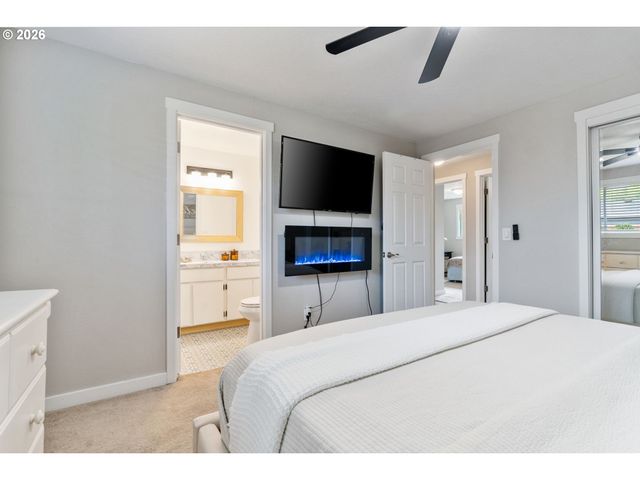 14105 Sw SPINNAKER Dr, Beaverton, OR 97005