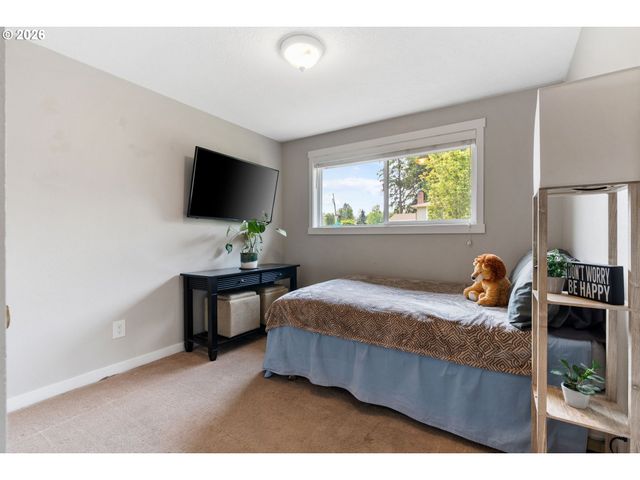 14105 Sw SPINNAKER Dr, Beaverton, OR 97005