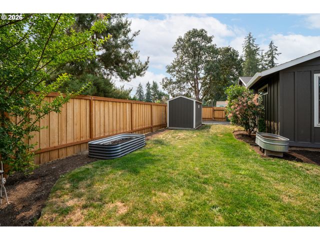 14105 Sw SPINNAKER Dr, Beaverton, OR 97005
