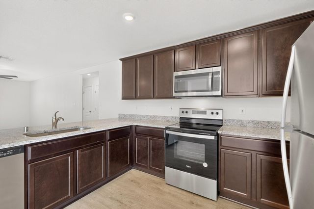 2410 Desi Loop, Belen, NM 87002