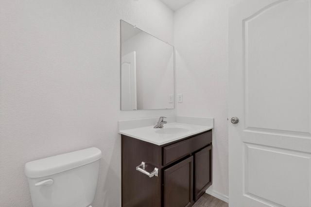 2410 Desi Loop, Belen, NM 87002