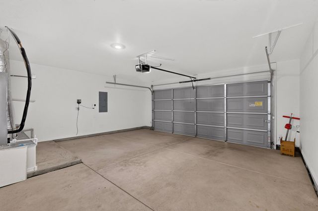 2410 Desi Loop, Belen, NM 87002