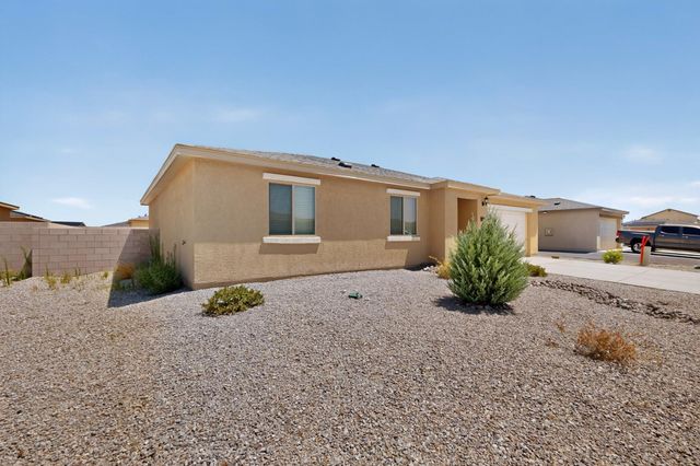 2410 Desi Loop, Belen, NM 87002