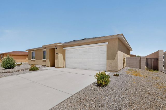 2410 Desi Loop, Belen, NM 87002