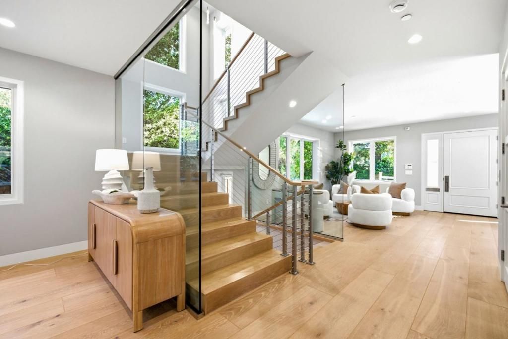 Image 13 of property listing at 1730 Webster Street, Palo Alto, CA 94301