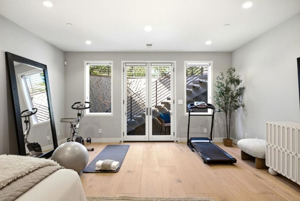 Image 26 of property listing at 1730 Webster Street, Palo Alto, CA 94301