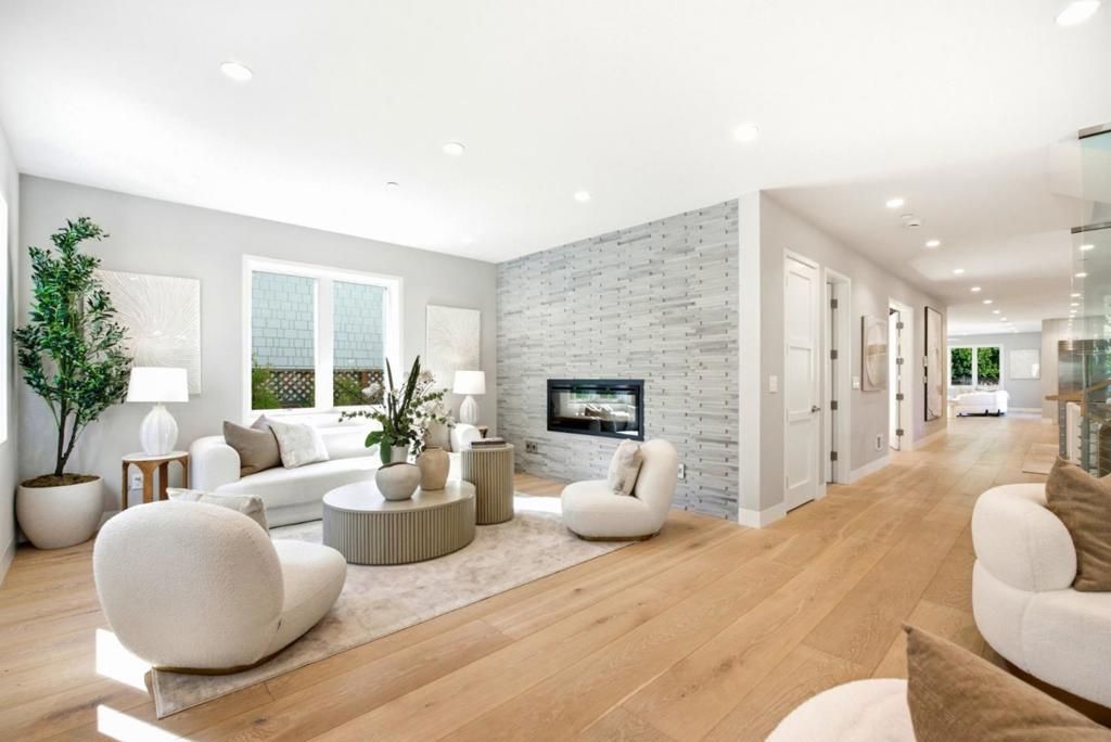 Image 6 of property listing at 1730 Webster Street, Palo Alto, CA 94301