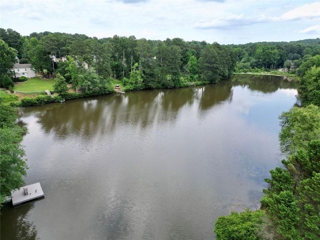 245 Walford Court, Suwanee, GA 30024