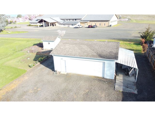 210 PALOMINO Ave, Roseburg, OR 97471