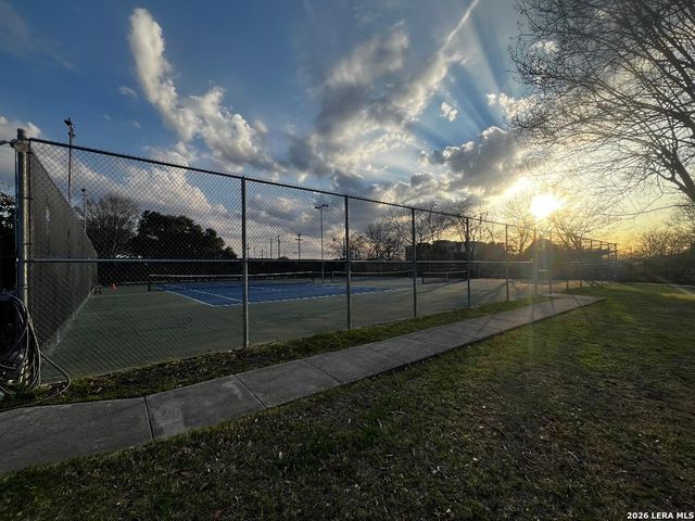 7711 Broadway Apt 31C, San Antonio, TX 78209