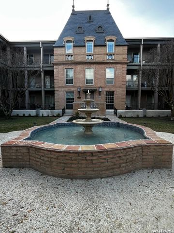 7711 Broadway Apt 31C, San Antonio, TX 78209