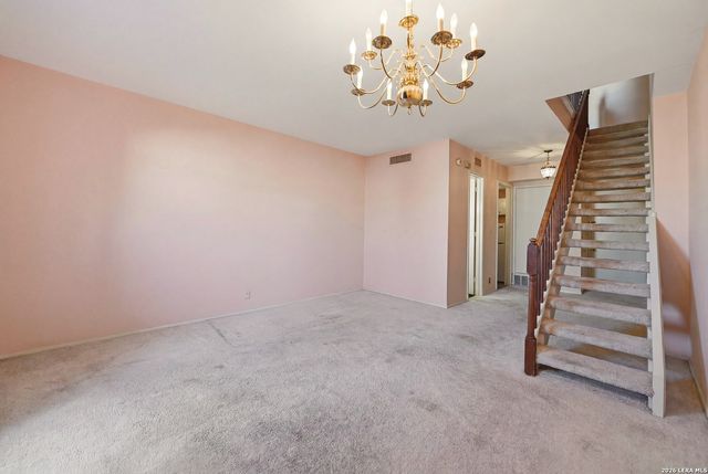 7711 Broadway Apt 31C, San Antonio, TX 78209