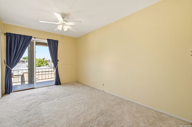 7711 Broadway Apt 31C, San Antonio, TX 78209