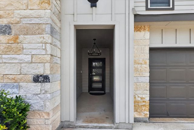 5006 Gem Pkwy, San Antonio, TX 78266