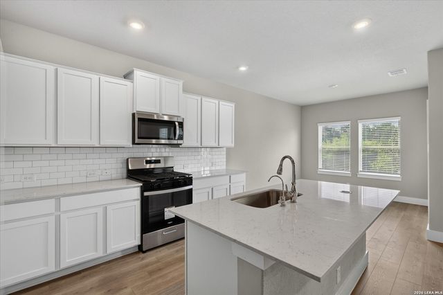 5006 Gem Pkwy, San Antonio, TX 78266