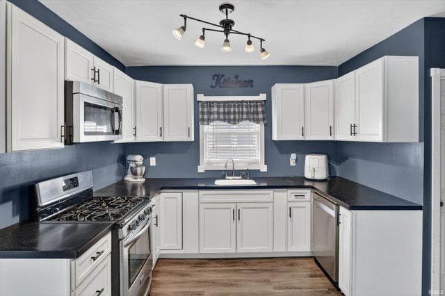 425 W Broadway Street, Mishawaka, IN 46545