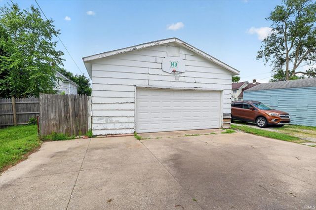 425 W Broadway Street, Mishawaka, IN 46545