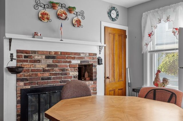 94 School Street, Manchester, MA 01944