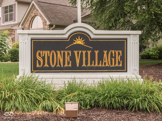 3340 Eaton Mews Court, Greenwood, IN 46143