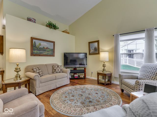 3340 Eaton Mews Court, Greenwood, IN 46143