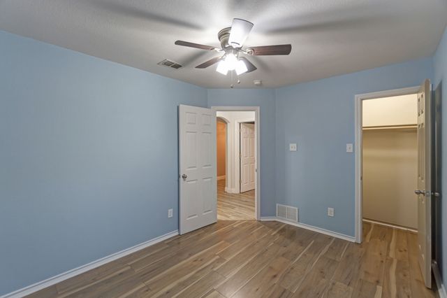 6521 Chalk River Drive, Fort Worth, TX 76179