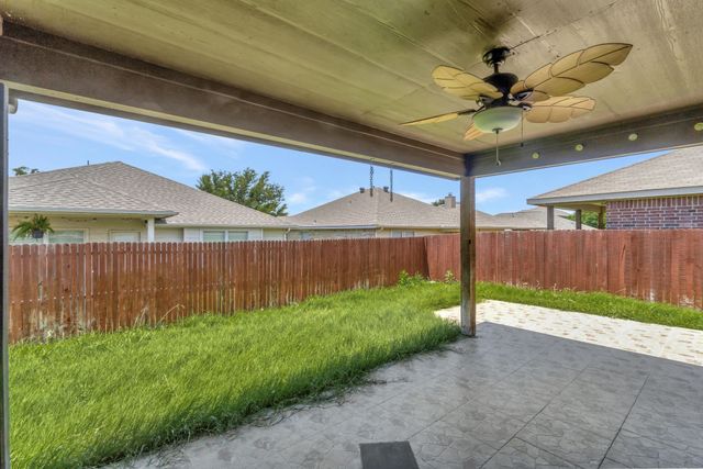 6521 Chalk River Drive, Fort Worth, TX 76179