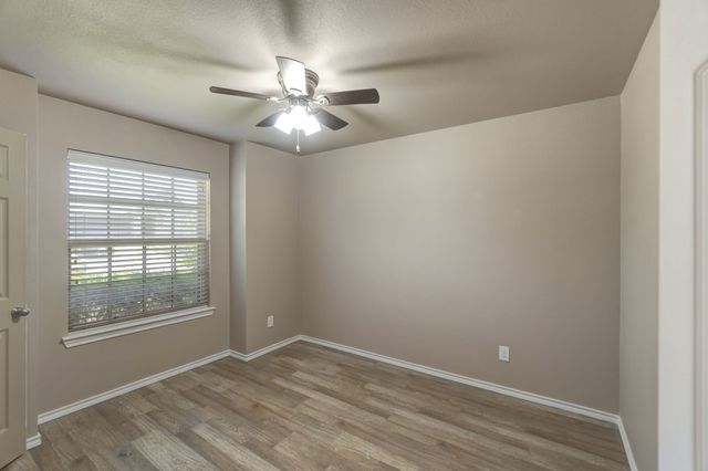 6521 Chalk River Drive, Fort Worth, TX 76179