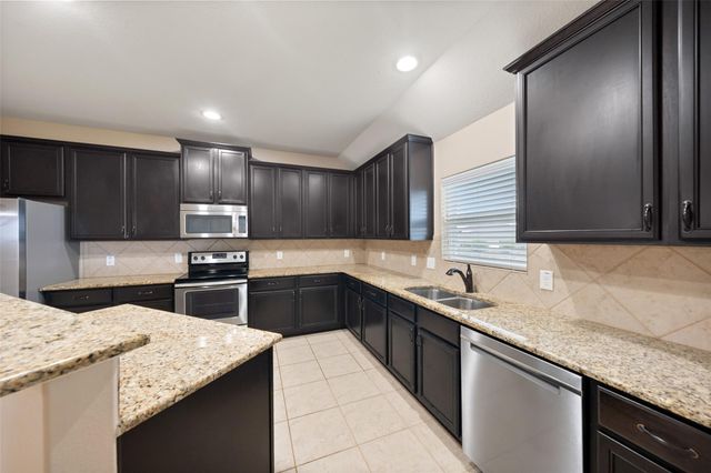 18856 Atascosa Trail, Magnolia, TX 77355