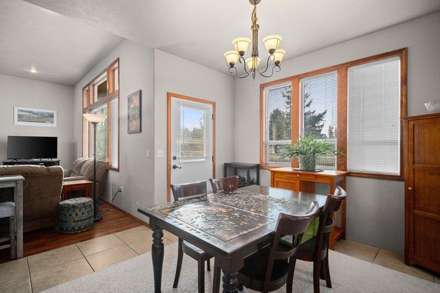 9627 W January Dr, Cheney, WA 99004