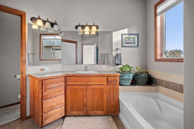 9627 W January Dr, Cheney, WA 99004