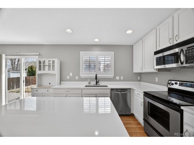 16486 E Phillips Pl, Englewood, CO 80112