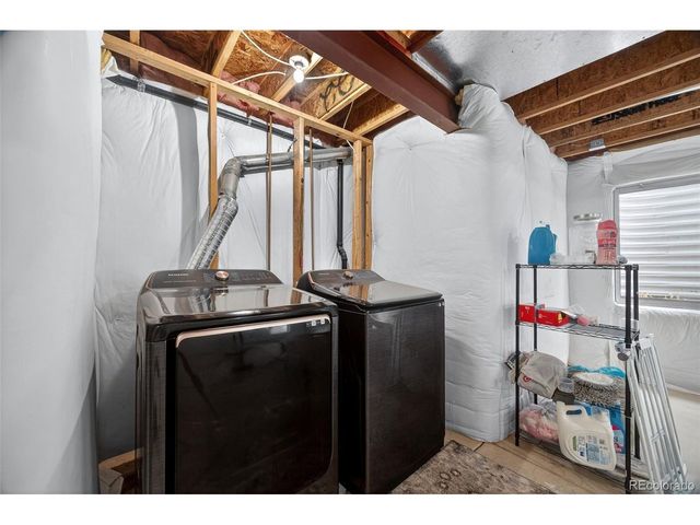 16486 E Phillips Pl, Englewood, CO 80112