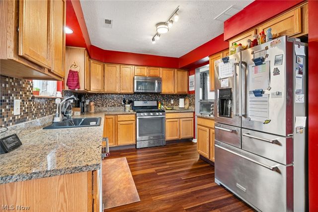 5384 Villarose Avenue NW, Massillon, OH 44647