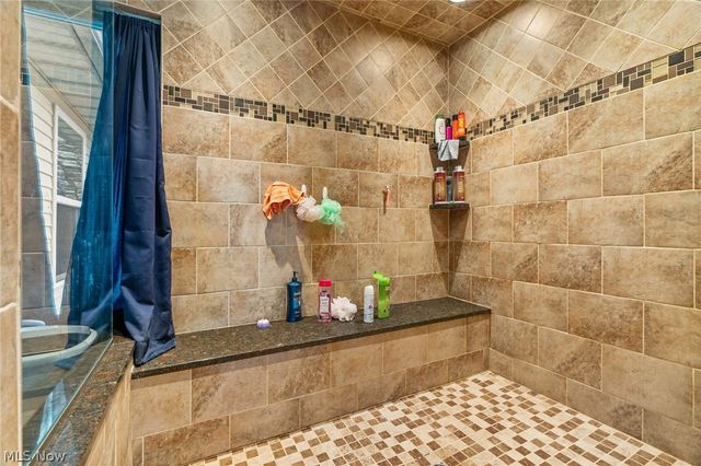5384 Villarose Avenue NW, Massillon, OH 44647
