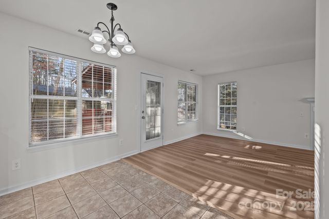 1561 Forest Glen Lane, Kannapolis, NC 28081