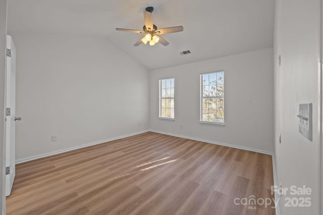 1561 Forest Glen Lane, Kannapolis, NC 28081