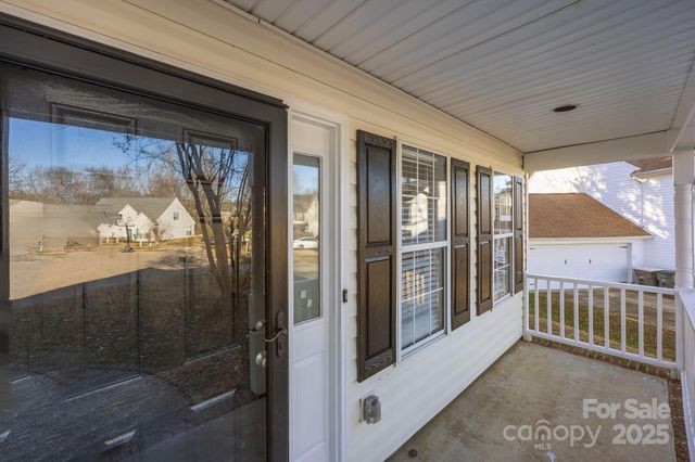 1561 Forest Glen Lane, Kannapolis, NC 28081