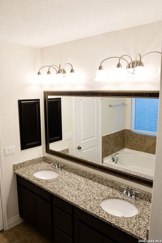 10235 COYOTE RUN, San Antonio, TX 78254