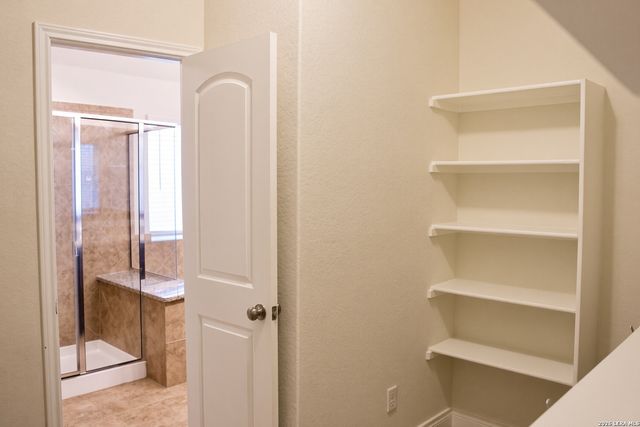 10235 COYOTE RUN, San Antonio, TX 78254