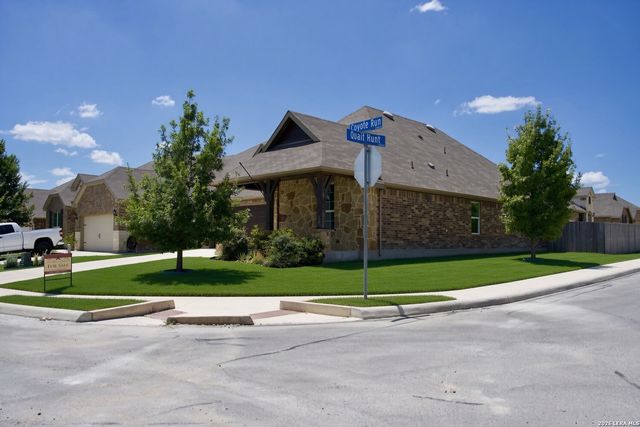 10235 COYOTE RUN, San Antonio, TX 78254