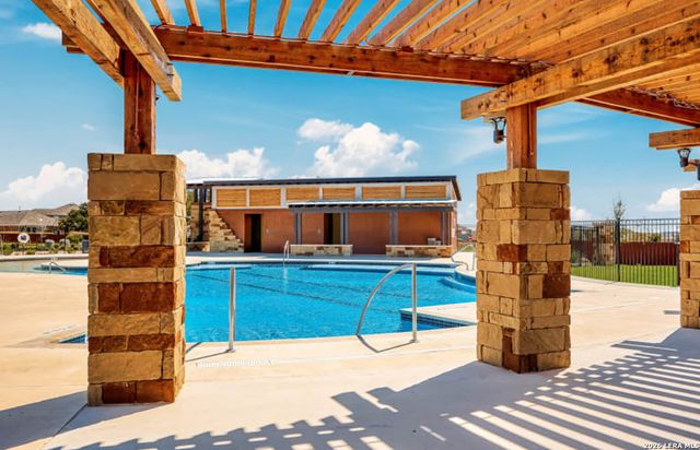 10235 COYOTE RUN, San Antonio, TX 78254