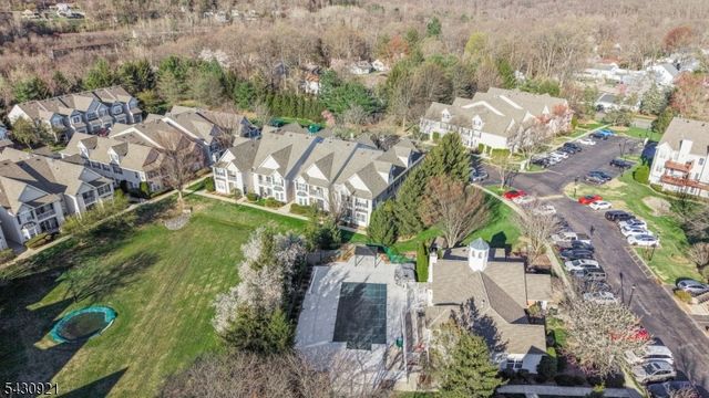 322 Cambridge Dr, Butler Boro, NJ 07405