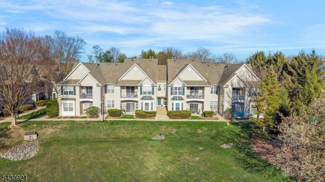 322 Cambridge Dr, Butler Boro, NJ 07405