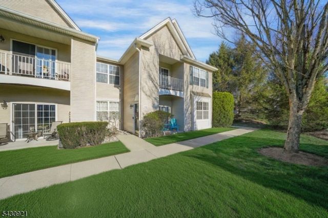 322 Cambridge Dr, Butler Boro, NJ 07405