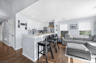 322 Cambridge Dr, Butler Boro, NJ 07405