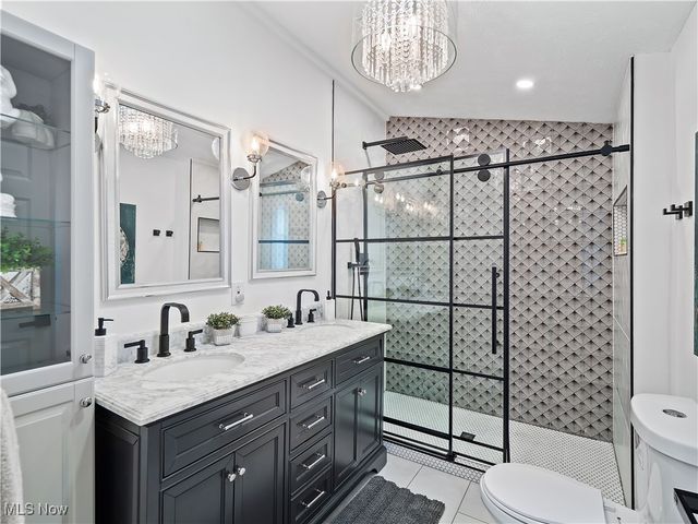 6008 W Clinton Avenue, Cleveland, OH 44102