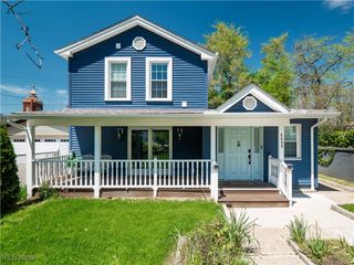 6008 W Clinton Avenue, Cleveland, OH 44102