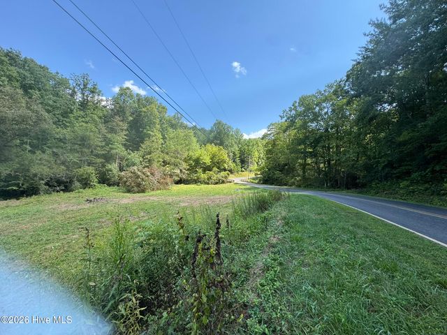 2231 Camp Creek Road, Murphy, NC 28906