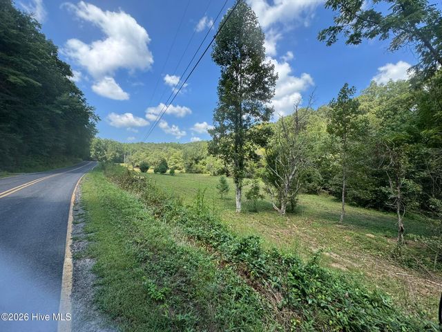 2231 Camp Creek Road, Murphy, NC 28906